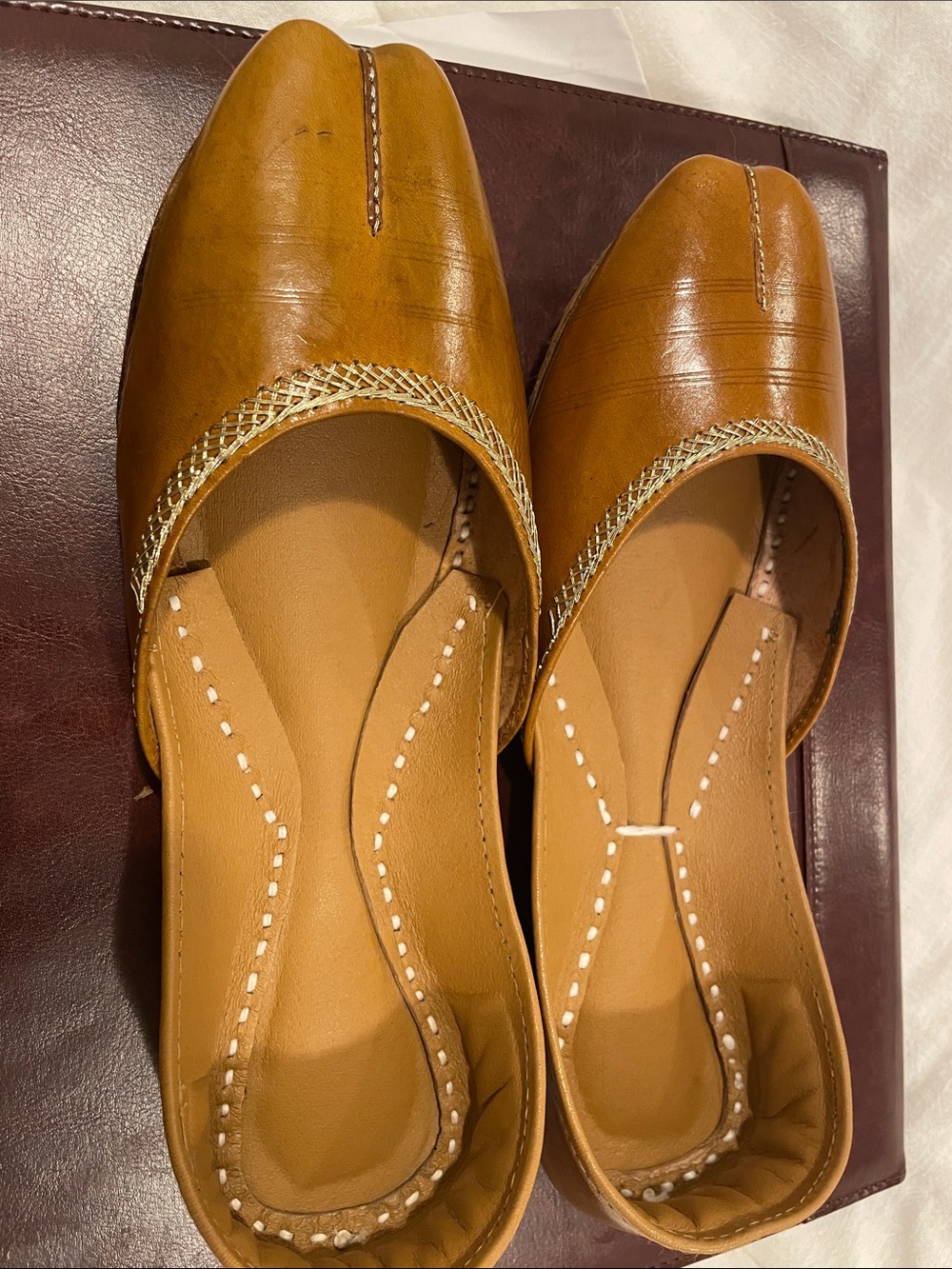 Women's Tan cognac Leather Jutti Flats - Classic Slip-On Khussa Punjabi